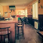 Turbon Pensión Campo (Huesca)