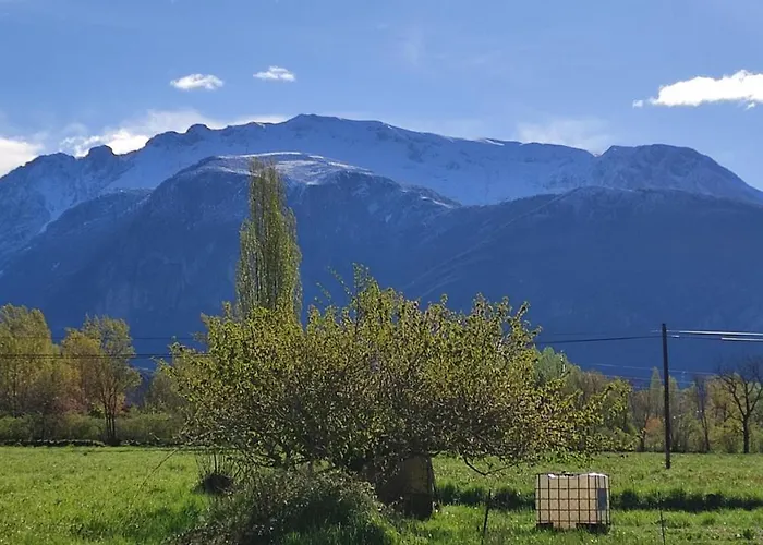 Turbon Pensión Campo (Huesca)