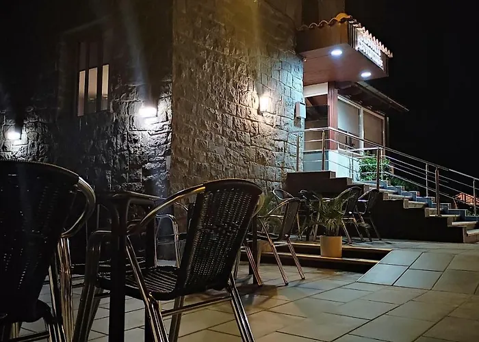 Turbon Pensión Campo (Huesca)