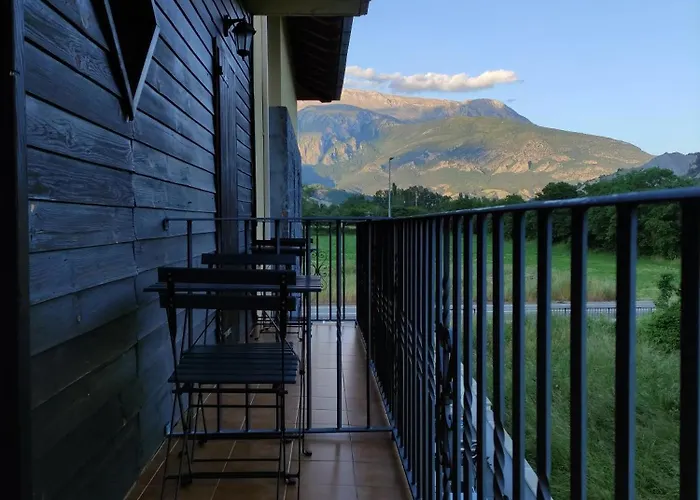 Turbon Pensión Campo (Huesca)